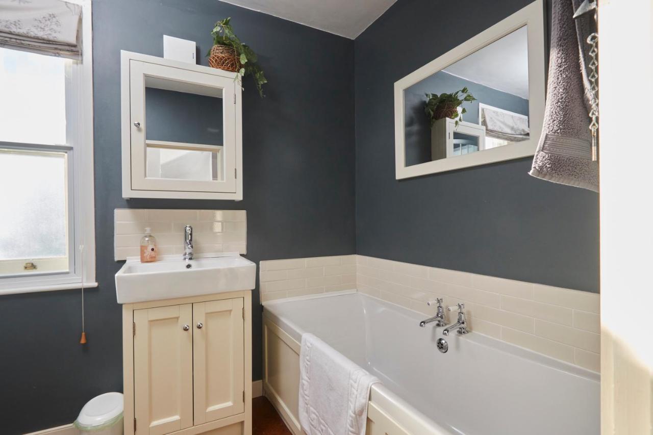 Windlass Cottage Lymington Εξωτερικό φωτογραφία